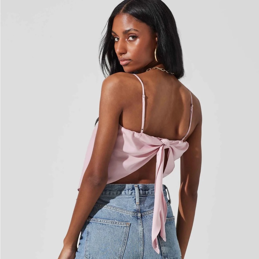 Tank - Picture 2 of 4